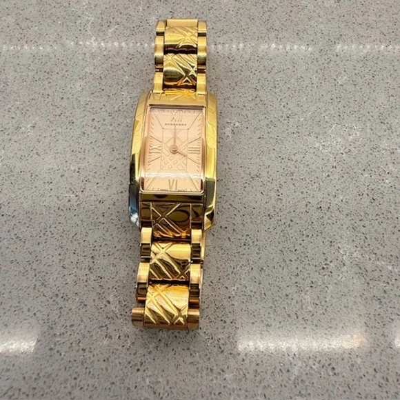 Burberry Women's Class Stainless Steel Silver Rose Gold Tone Quartz Movement EUC - Picture 9 of 16